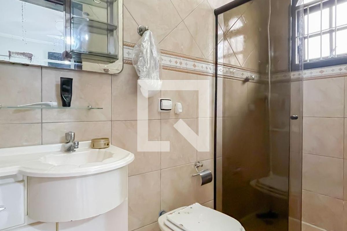 Casa, 3 quartos, 250 m² - Foto 21