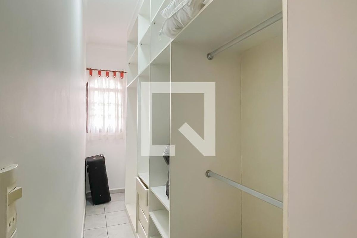 Casa, 3 quartos, 250 m² - Foto 11