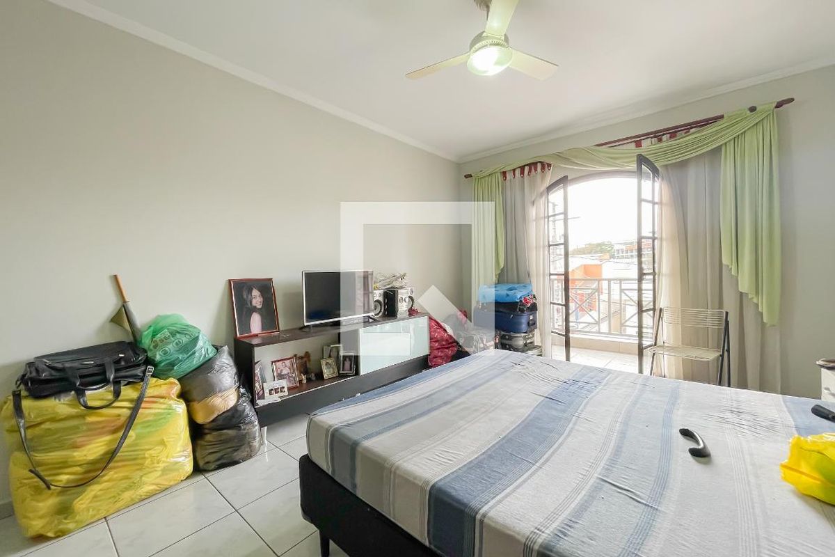 Casa, 3 quartos, 250 m² - Foto 9