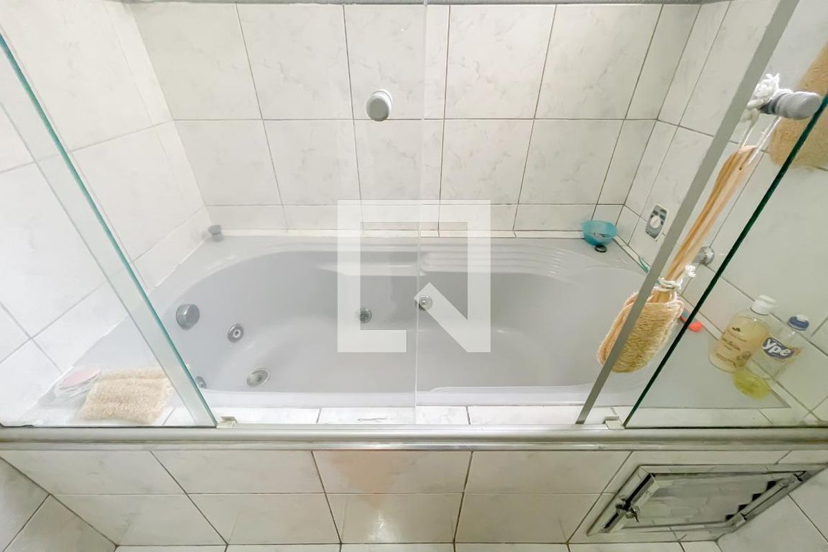 Casa, 3 quartos, 250 m² - Foto 15