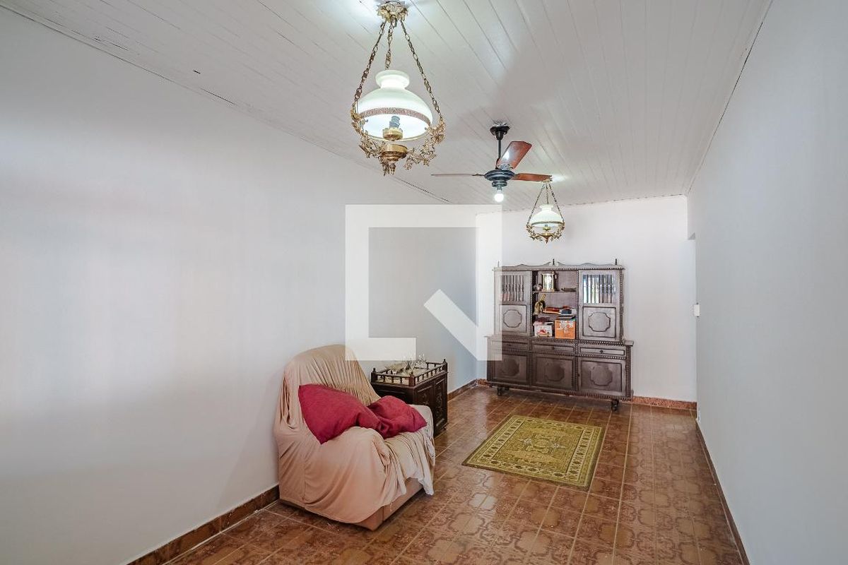 Casa, 2 quartos, 140 m² - Foto 1