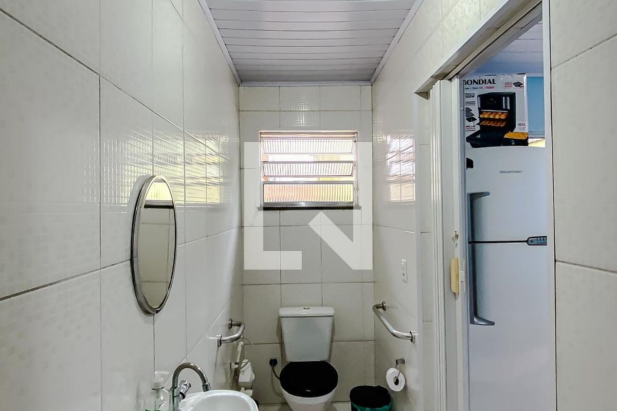 Casa, 3 quartos, 220 m² - Foto 35