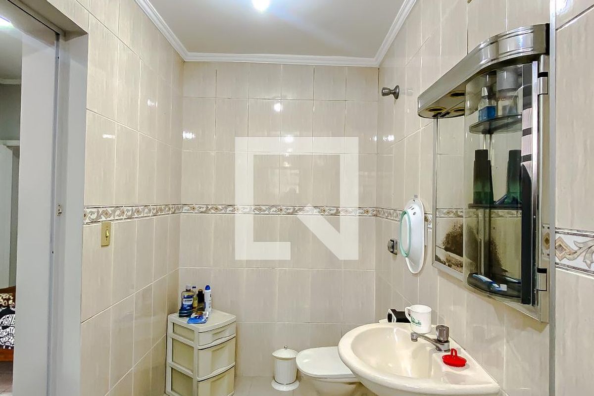 Casa, 3 quartos, 220 m² - Foto 67