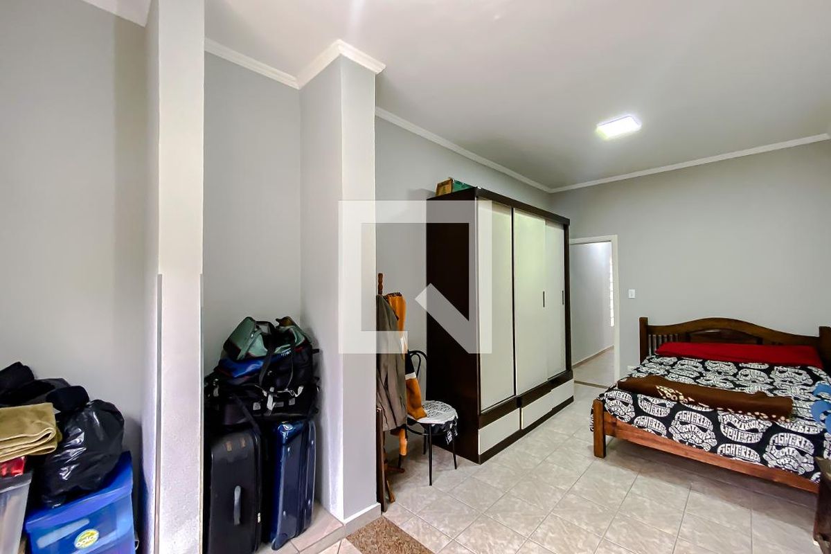 Casa, 3 quartos, 220 m² - Foto 63