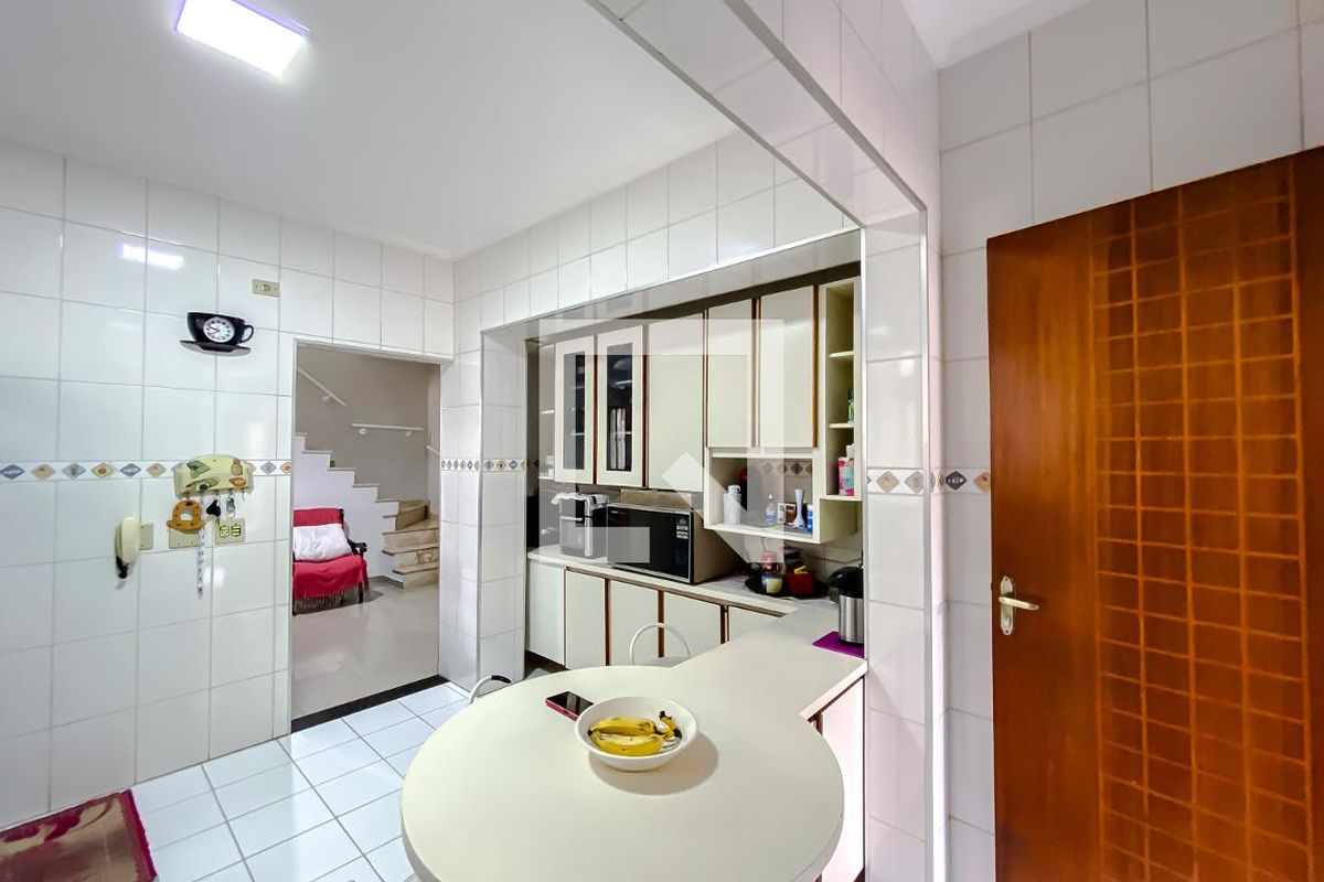 Casa, 3 quartos, 220 m² - Foto 40