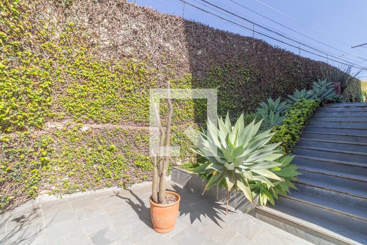 Casa, 4 quartos, 278 m² - Foto 51