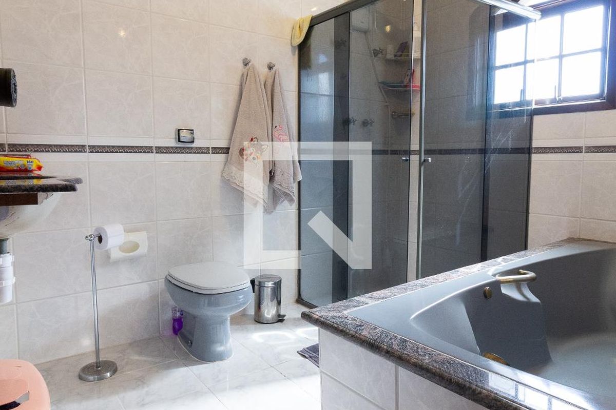Casa, 4 quartos, 278 m² - Foto 32