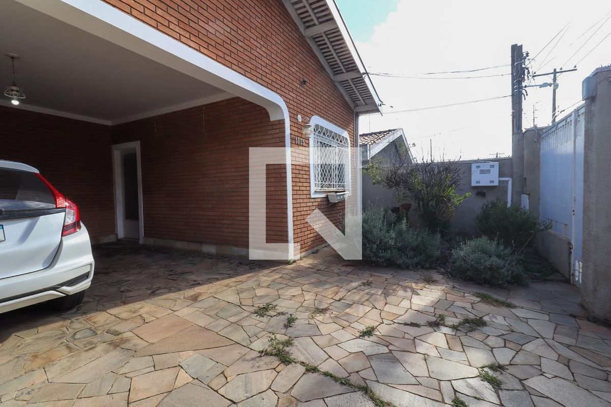 Casa à Venda - Jardim Flamboyant, 3 Quartos,  152 m2 em , Campinas - sp | SoloBR