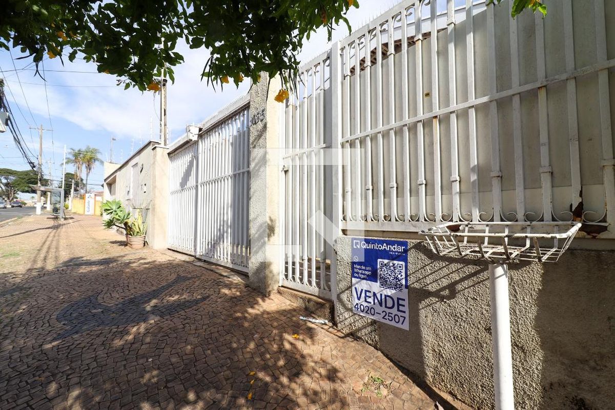 Casa à Venda - Jardim Flamboyant, 3 Quartos,  152 m2 em , Campinas - sp | SoloBR