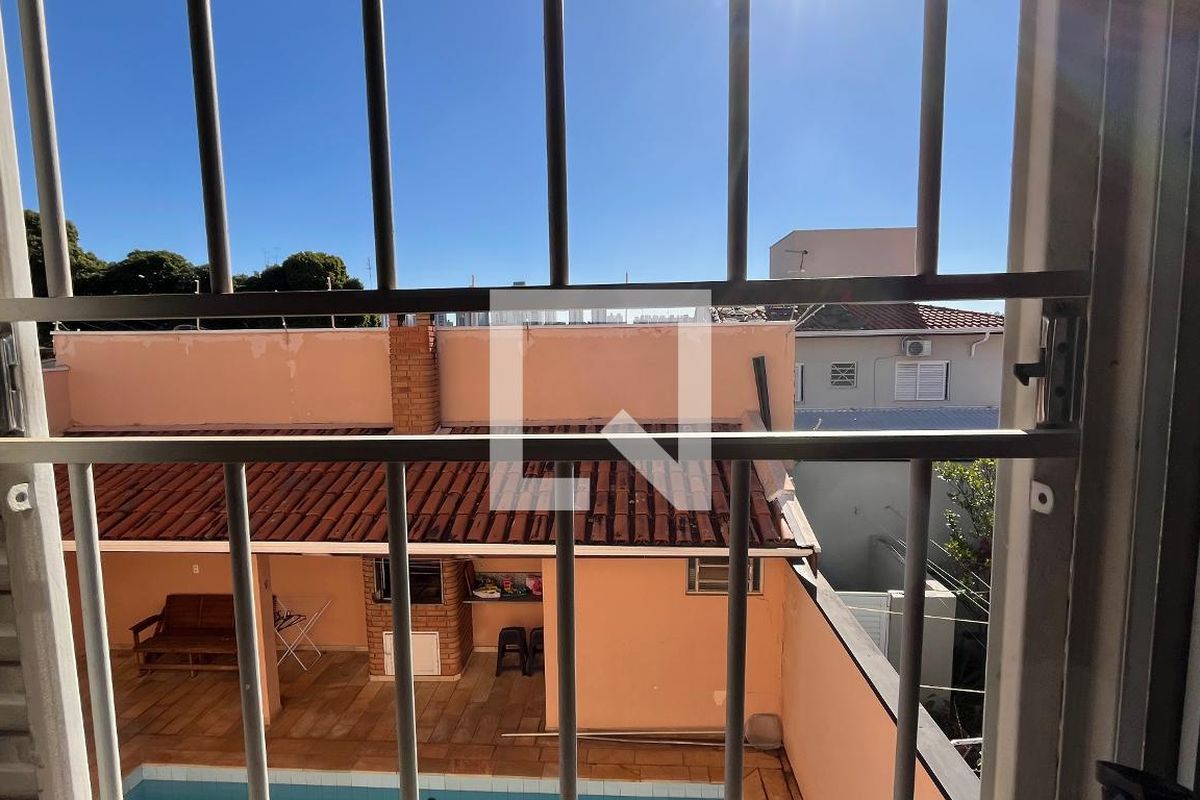 Casa à Venda - Jardim Flamboyant, 3 Quartos,  152 m2 em , Campinas - sp | SoloBR