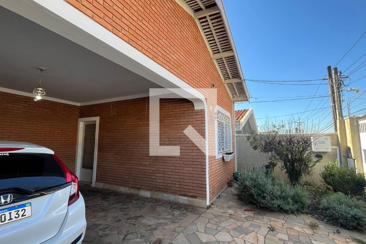 Casa à Venda - Jardim Flamboyant, 3 Quartos,  152 m2 em , Campinas - sp | SoloBR