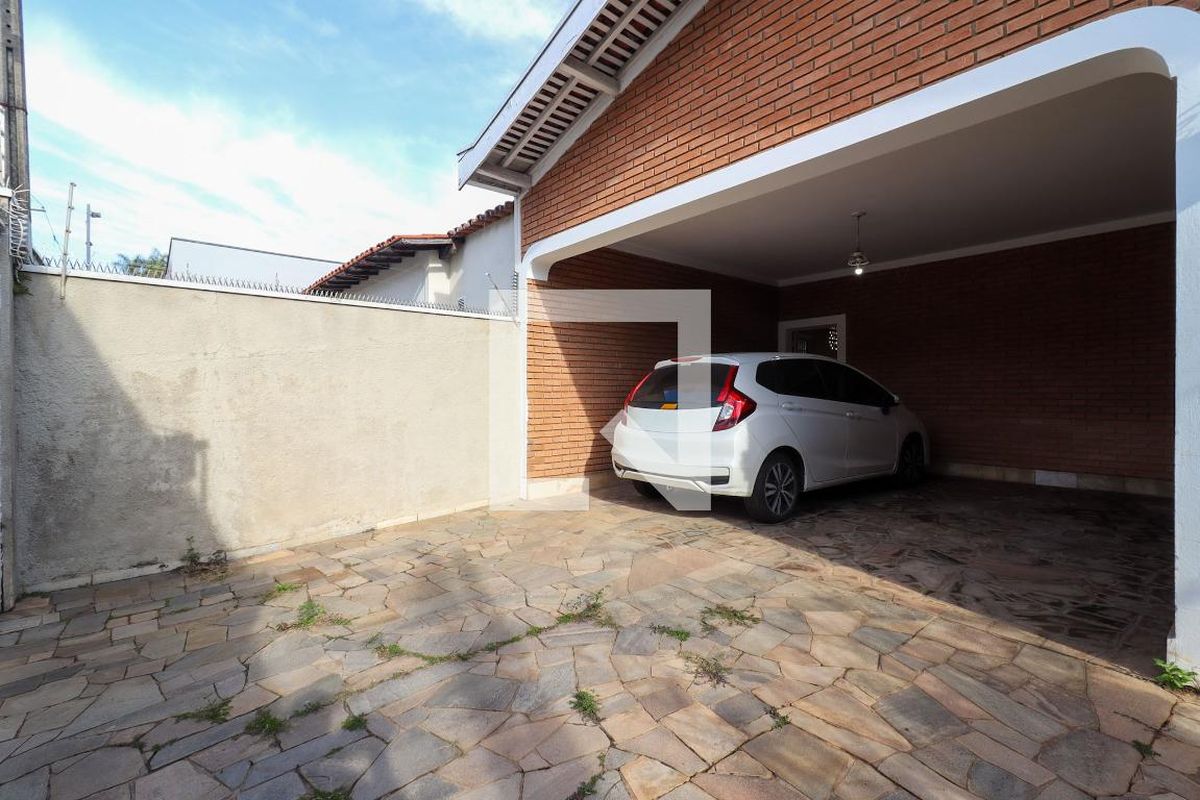 Casa à Venda - Jardim Flamboyant, 3 Quartos,  152 m2 em , Campinas - sp | SoloBR