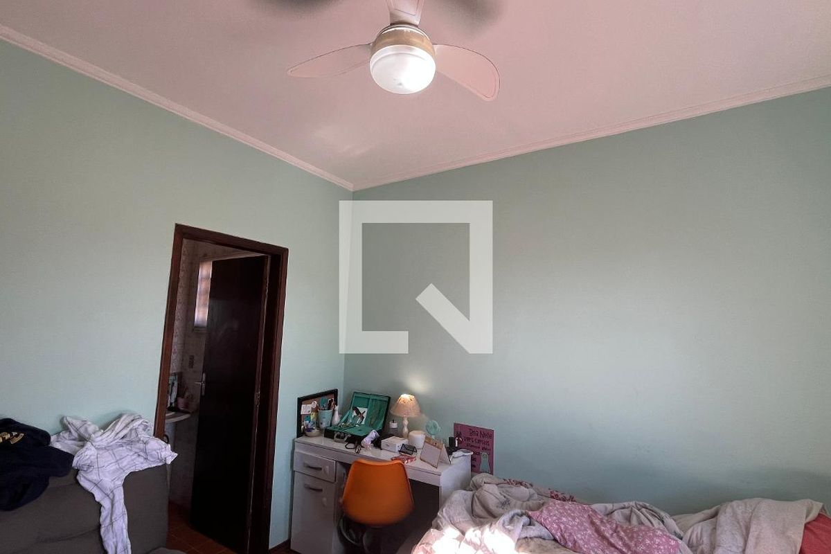 Casa à Venda - Jardim Flamboyant, 3 Quartos,  152 m2 em , Campinas - sp | SoloBR