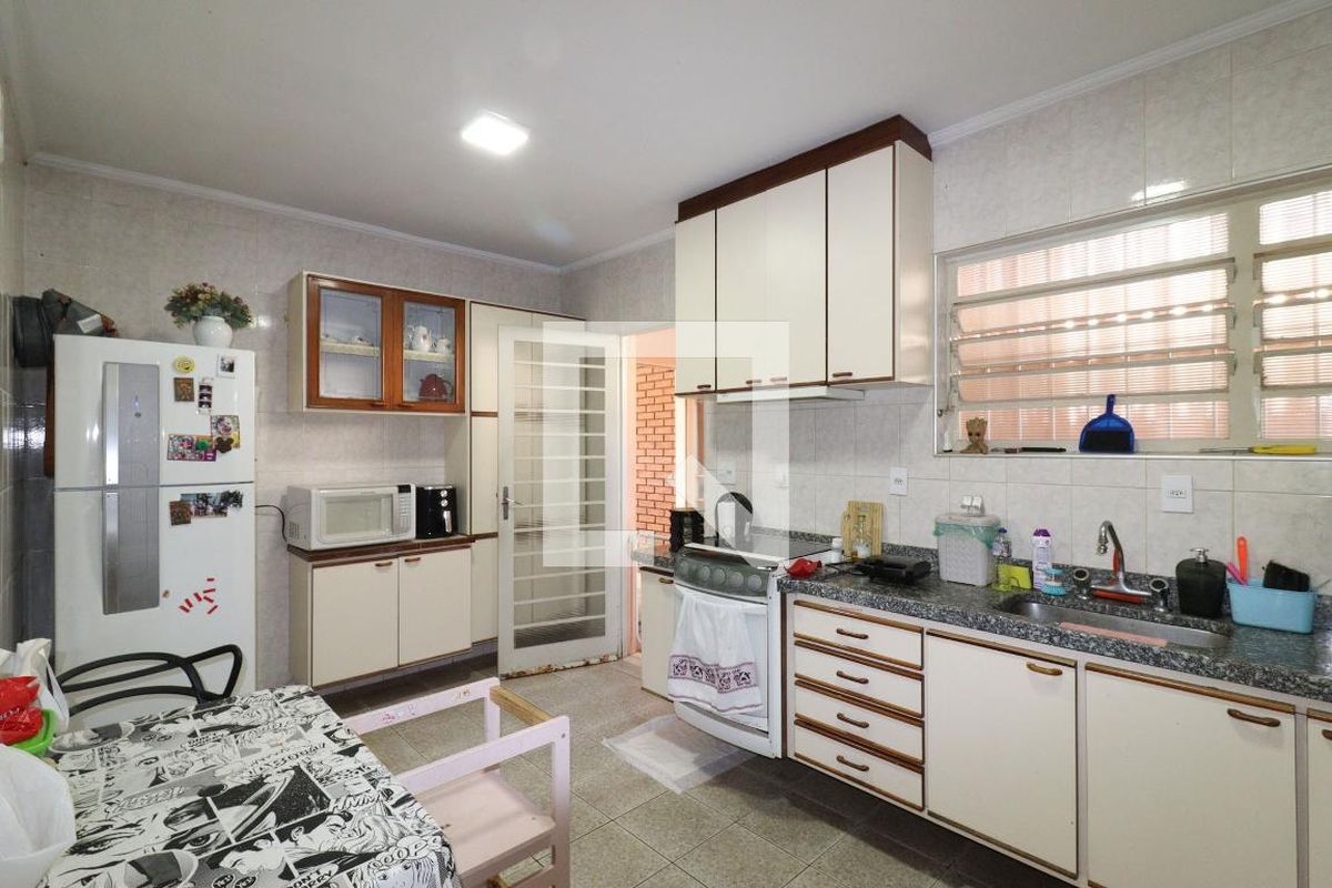 Casa à Venda - Jardim Flamboyant, 3 Quartos,  152 m2 em , Campinas - sp | SoloBR