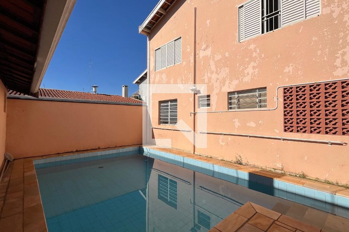 Casa à Venda - Jardim Flamboyant, 3 Quartos,  152 m2 em , Campinas - sp | SoloBR