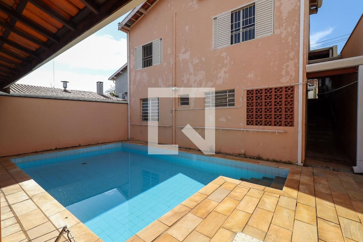 Casa à Venda - Jardim Flamboyant, 3 Quartos,  152 m2 em , Campinas - sp | SoloBR