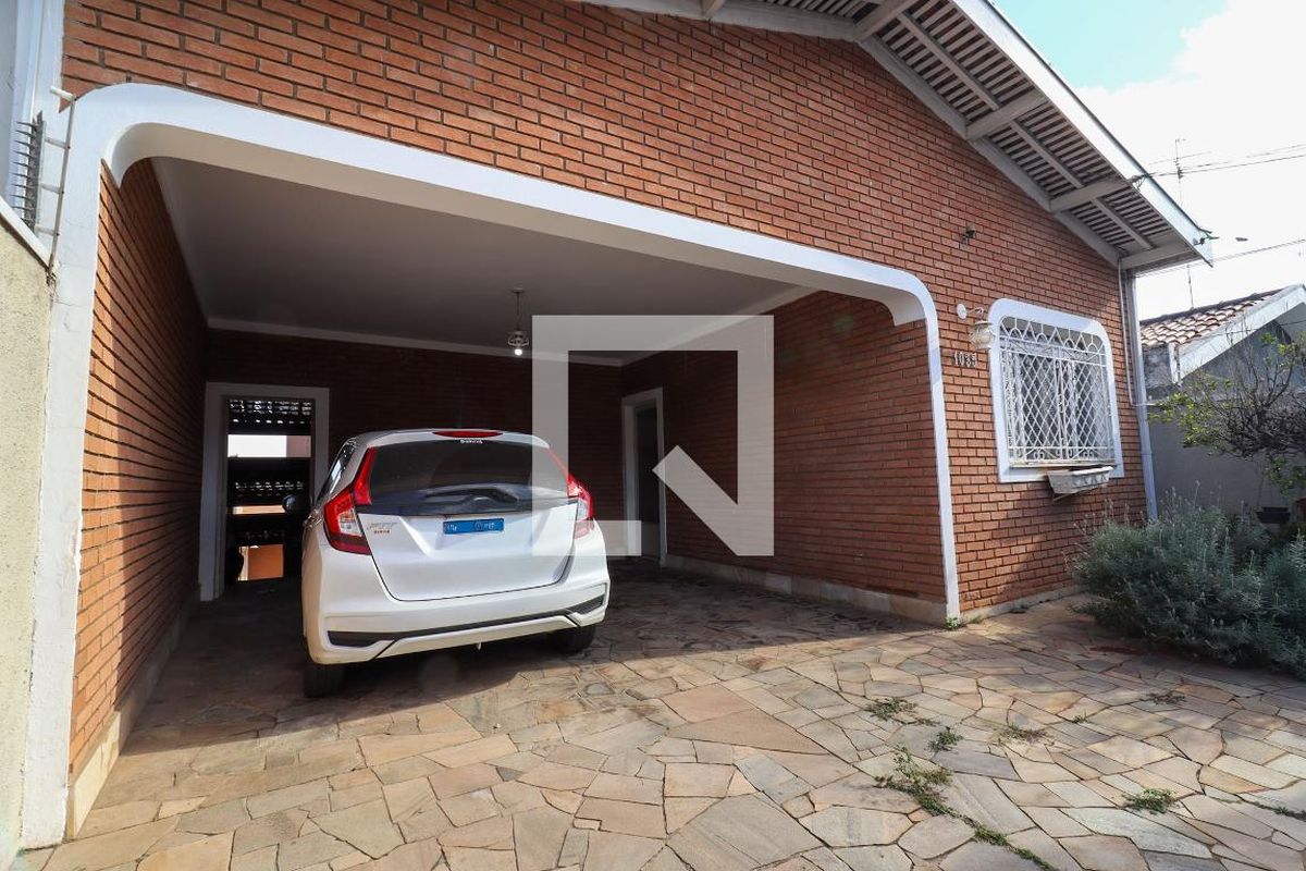 Casa à Venda - Jardim Flamboyant, 3 Quartos,  152 m2 em , Campinas - sp | SoloBR