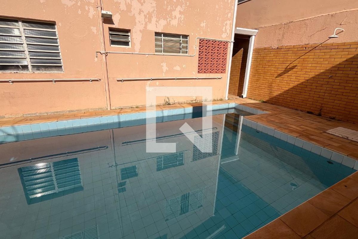 Casa à Venda - Jardim Flamboyant, 3 Quartos,  152 m2 em , Campinas - sp | SoloBR