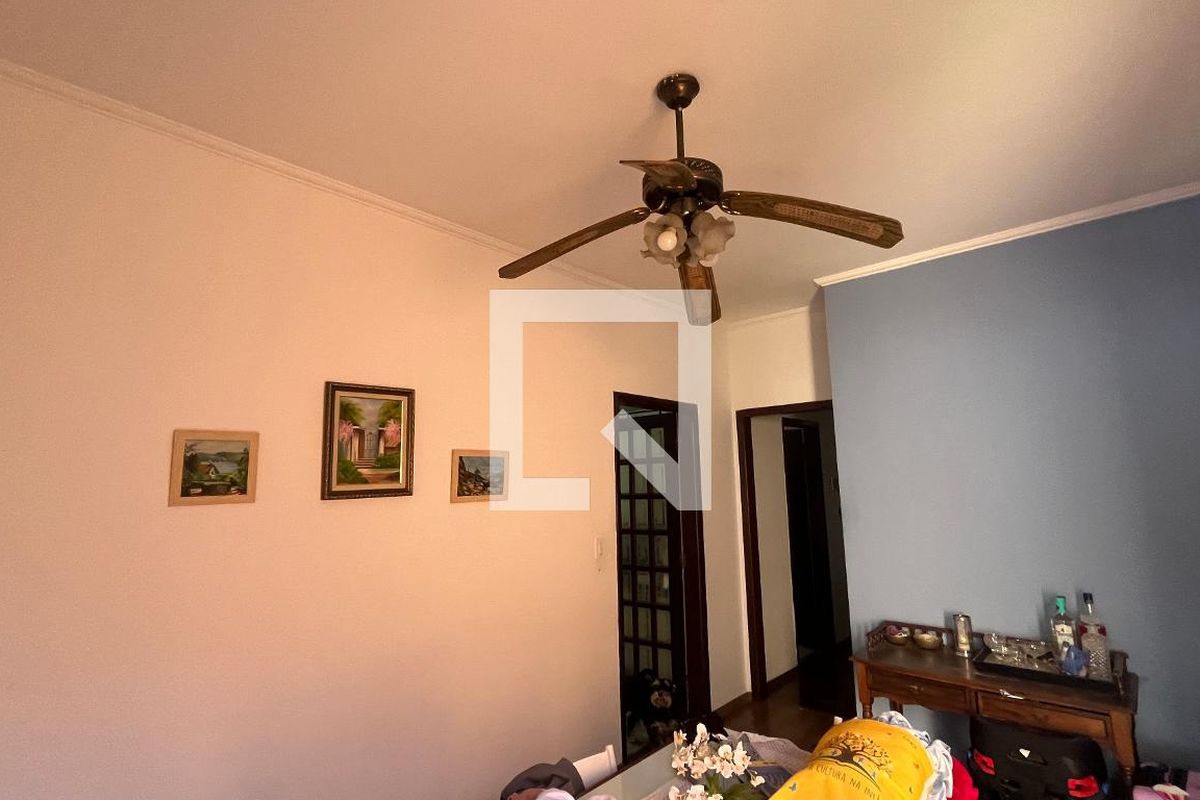 Casa à Venda - Jardim Flamboyant, 3 Quartos,  152 m2 em , Campinas - sp | SoloBR