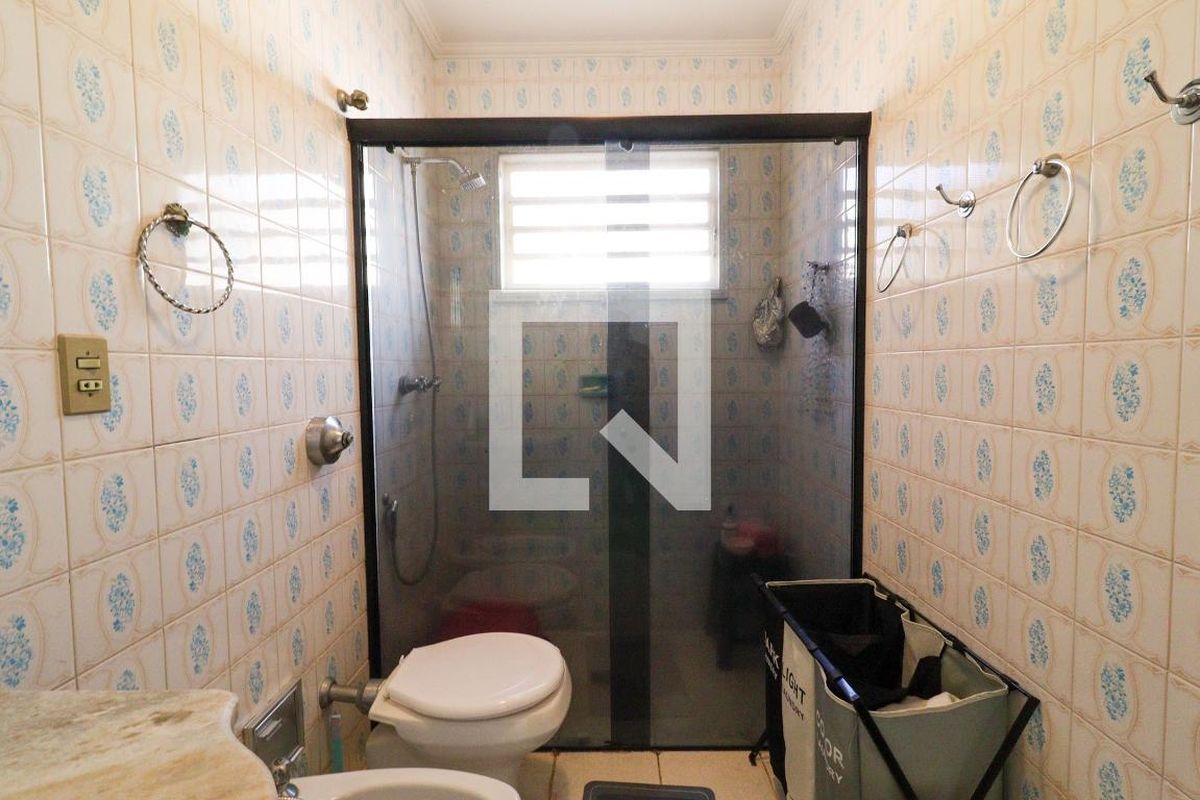 Casa à Venda - Jardim Flamboyant, 3 Quartos,  152 m2 em , Campinas - sp | SoloBR