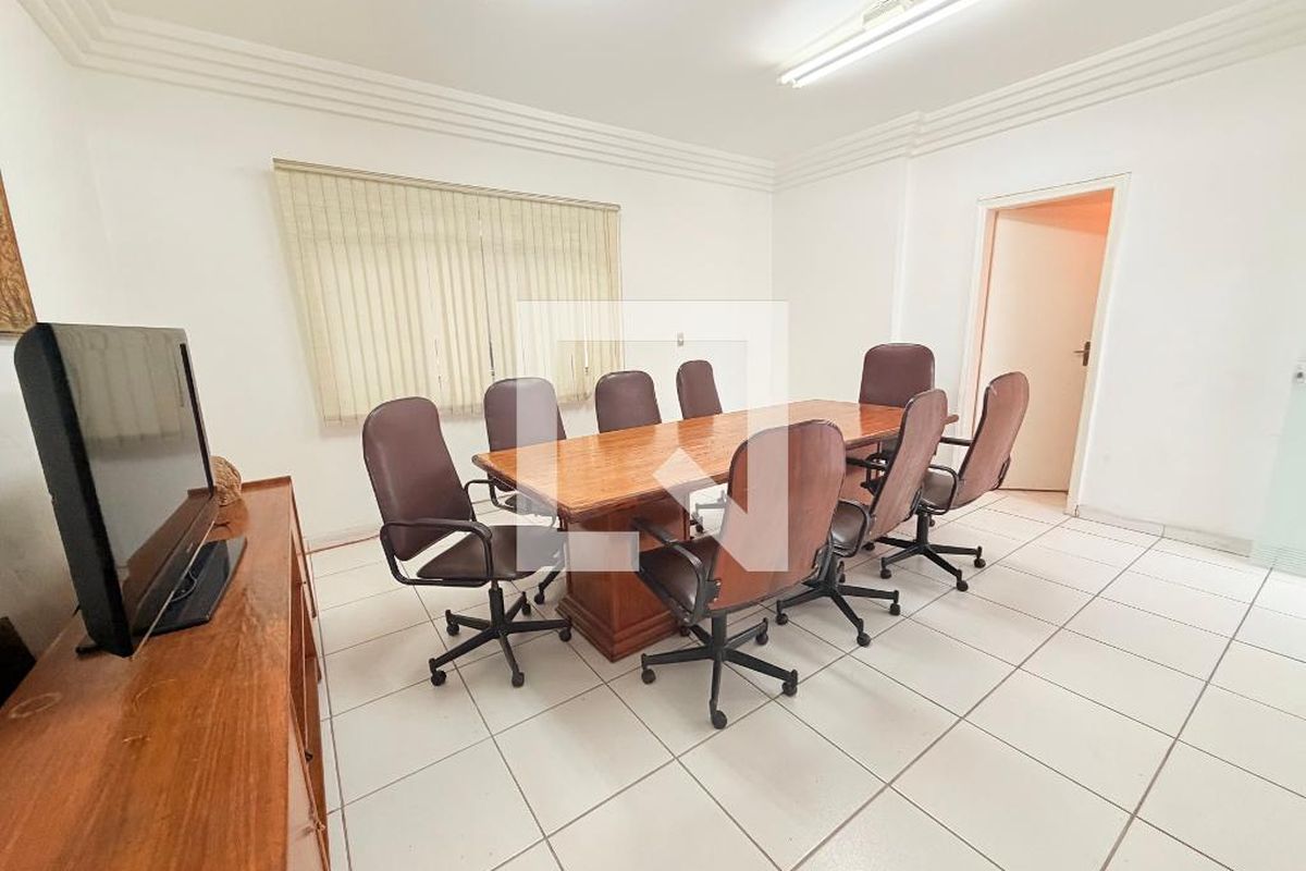 Casa, 4 quartos, 320 m² - Foto 34