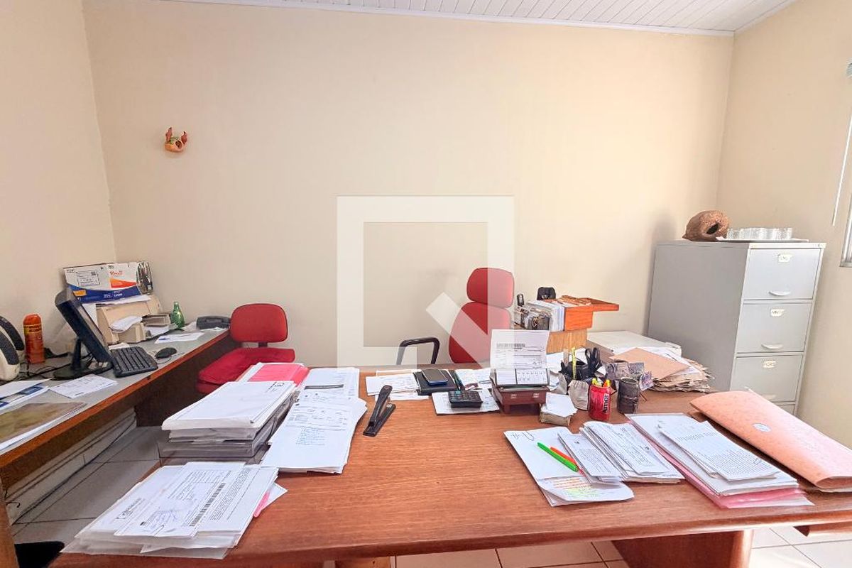 Casa, 4 quartos, 320 m² - Foto 13