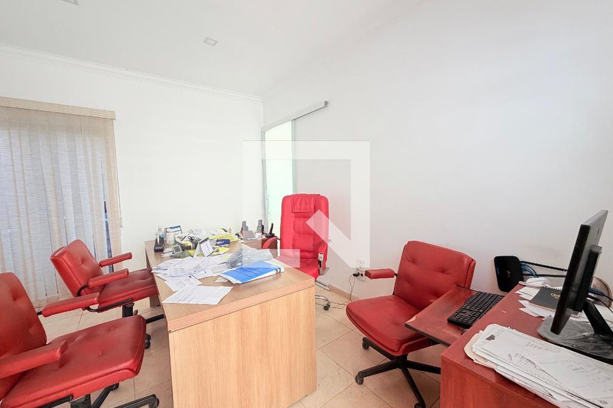 Casa, 4 quartos, 320 m² - Foto 41