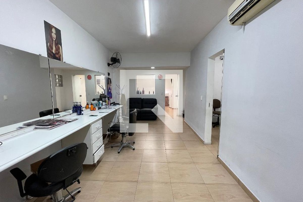 Casa, 2 quartos, 228 m² - Foto 33