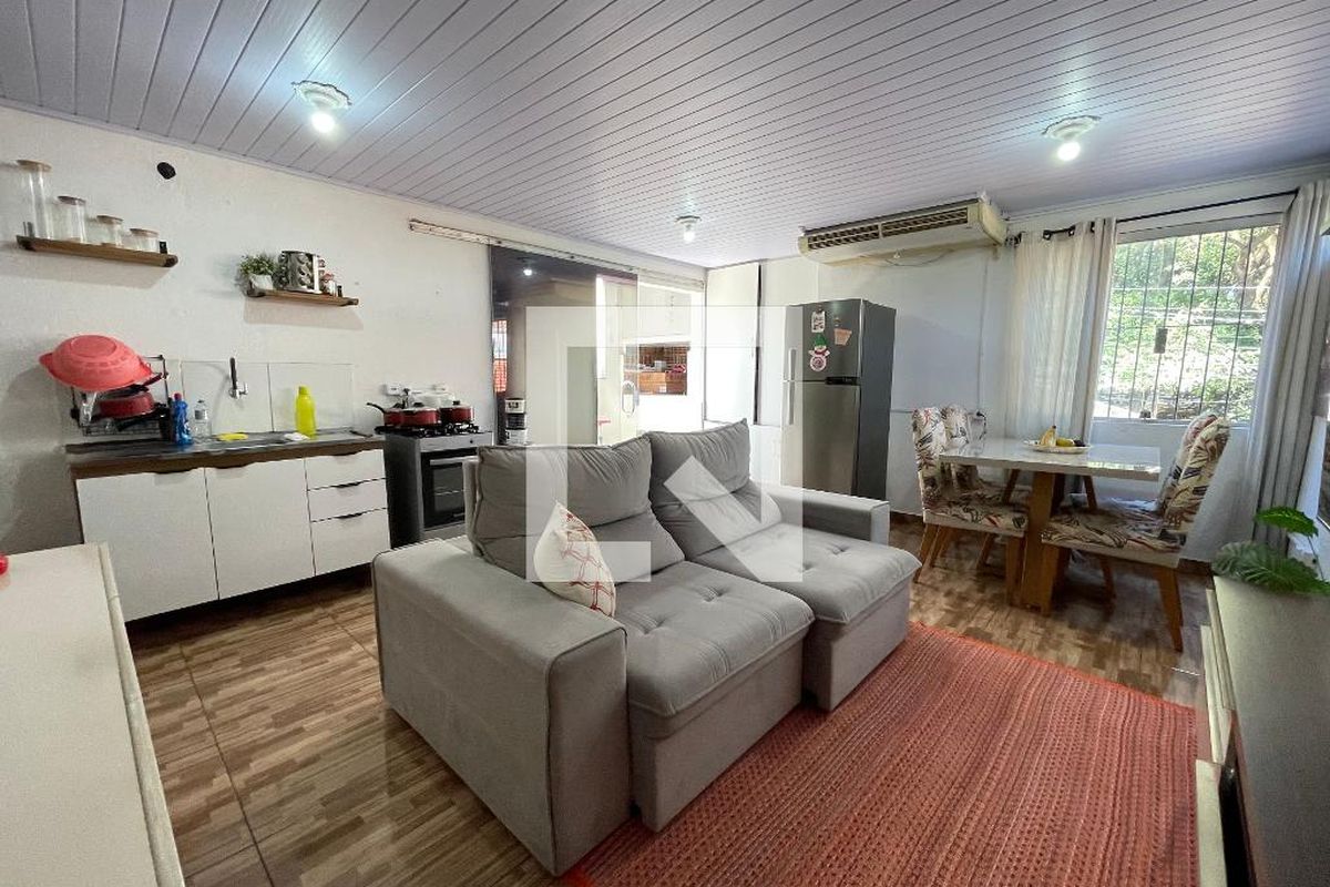 Casa, 2 quartos, 228 m² - Foto 1