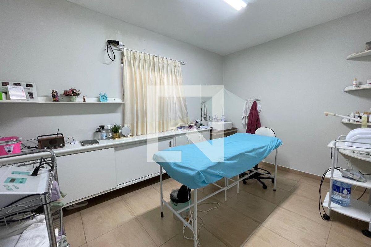 Casa, 2 quartos, 228 m² - Foto 37