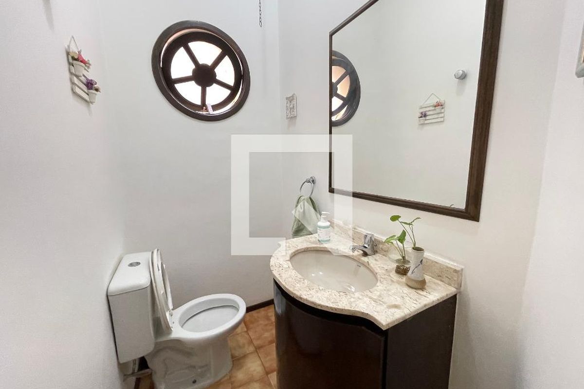 Casa, 3 quartos, 264 m² - Foto 39