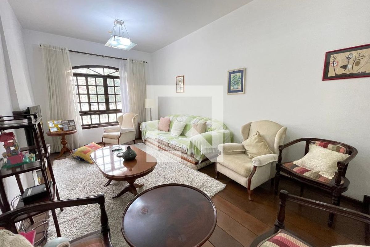 Casa, 3 quartos, 264 m² - Foto 1
