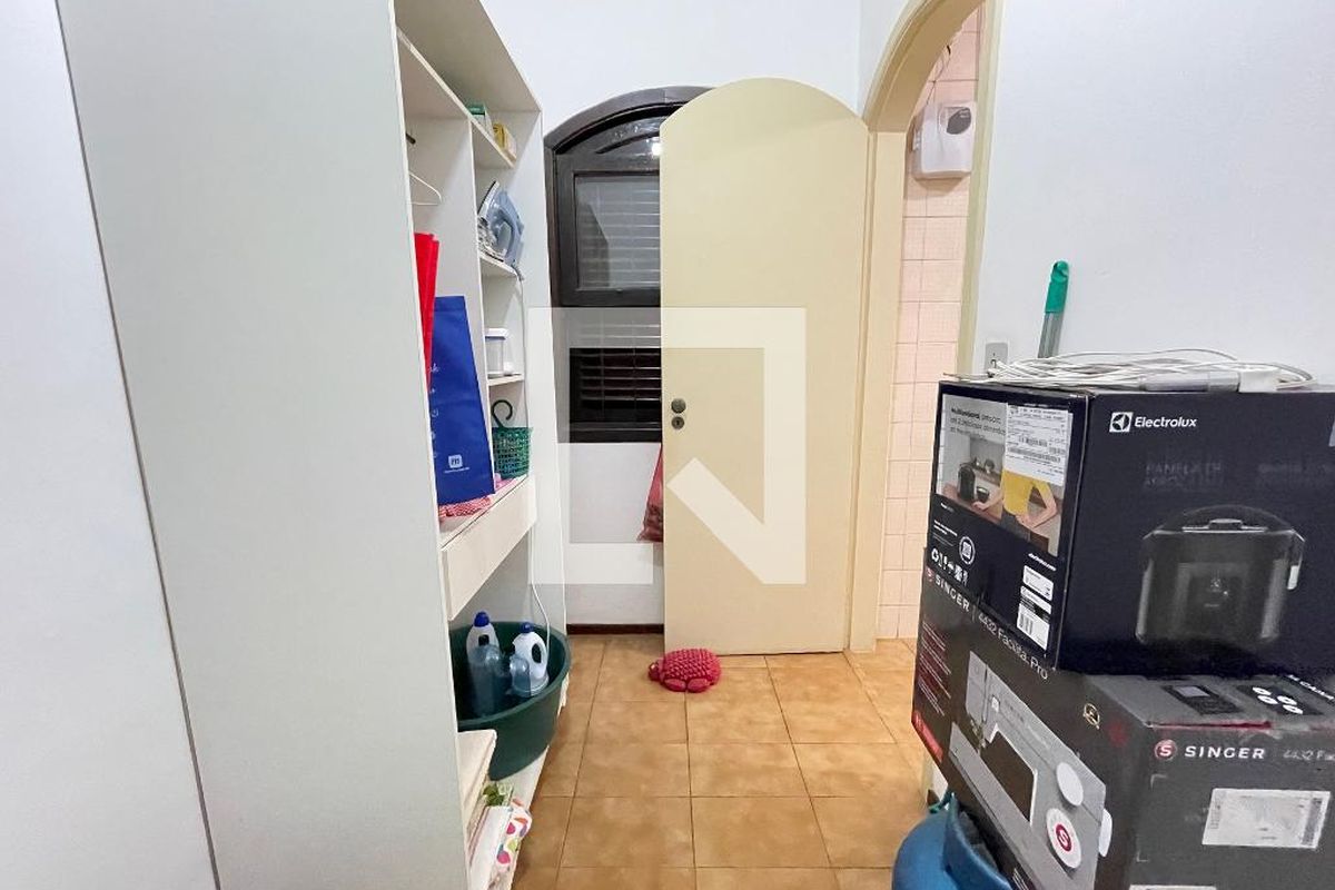 Casa, 3 quartos, 264 m² - Foto 27