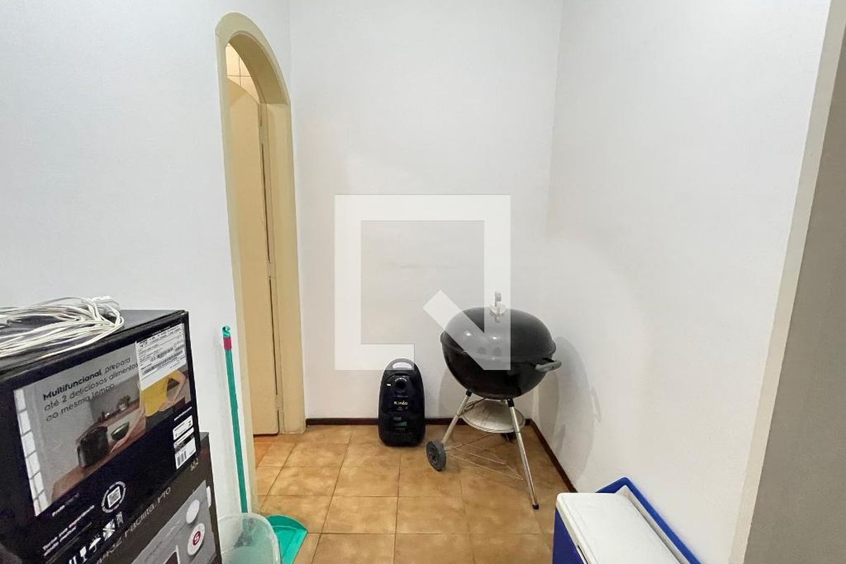 Casa, 3 quartos, 264 m² - Foto 26