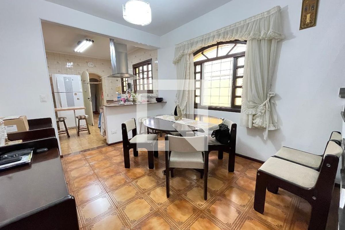 Casa, 3 quartos, 264 m² - Foto 44