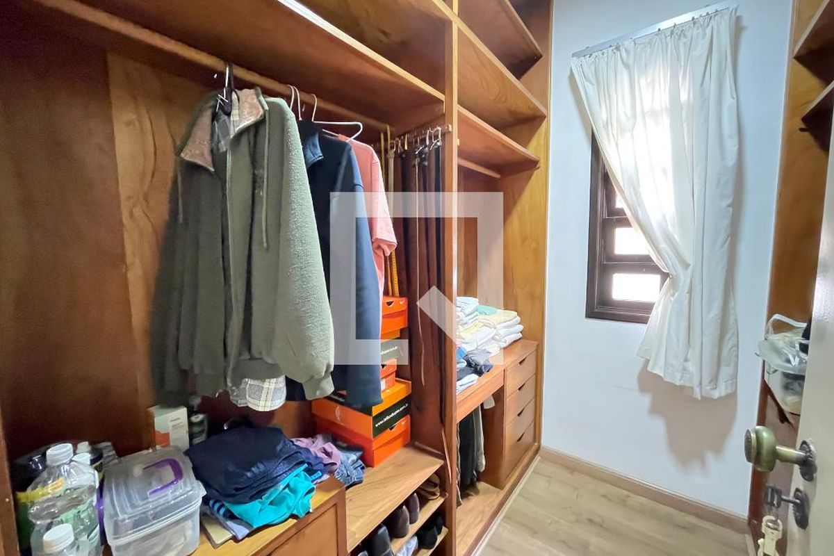 Casa, 3 quartos, 264 m² - Foto 16