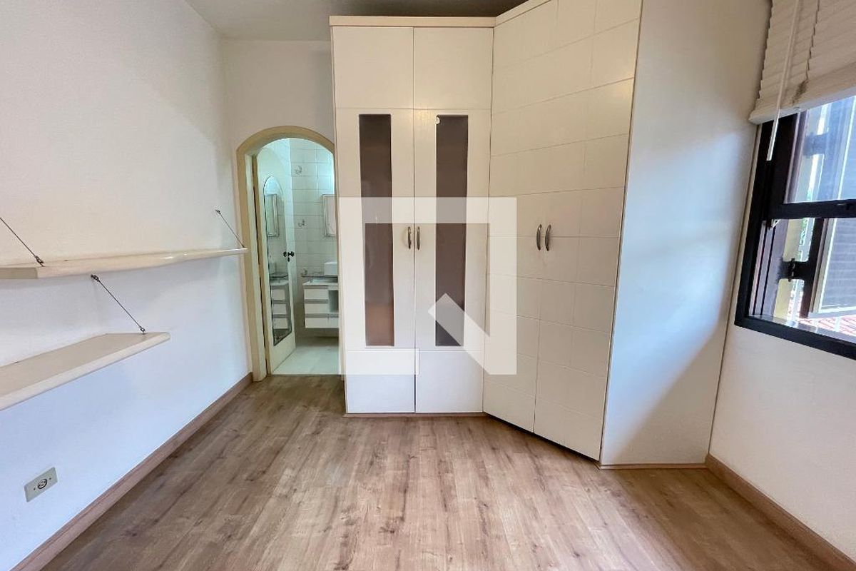 Casa, 3 quartos, 264 m² - Foto 21