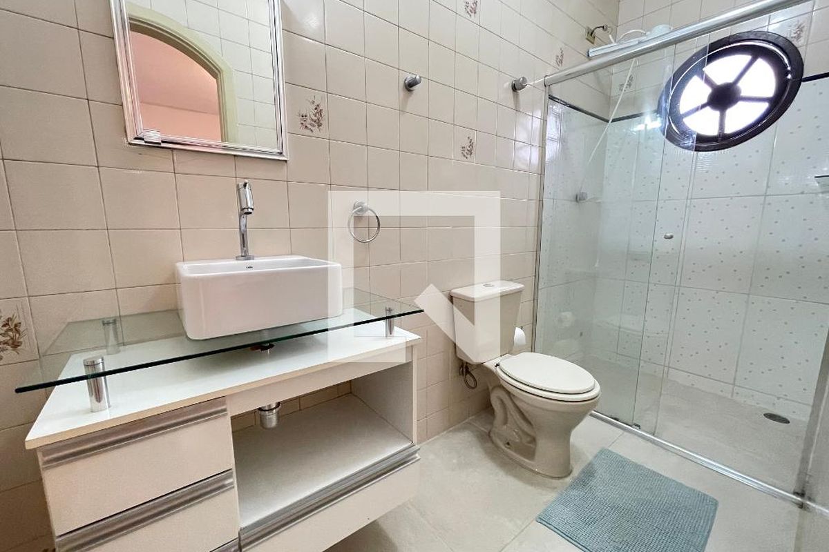 Casa, 3 quartos, 264 m² - Foto 35