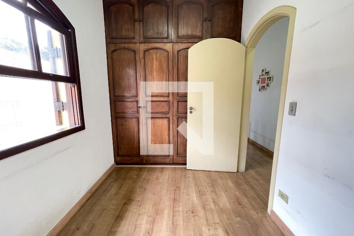 Casa, 3 quartos, 264 m² - Foto 19