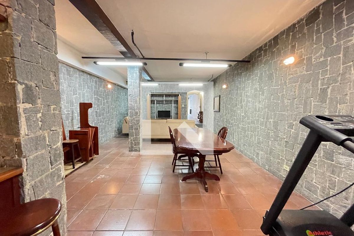 Casa, 3 quartos, 264 m² - Foto 68