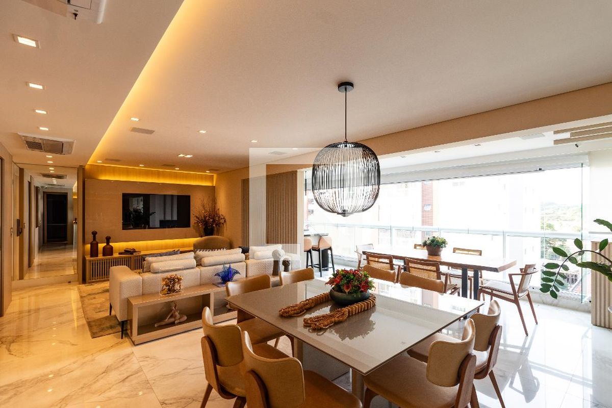 Apartamento, 3 quartos, 141 m² - Foto 1