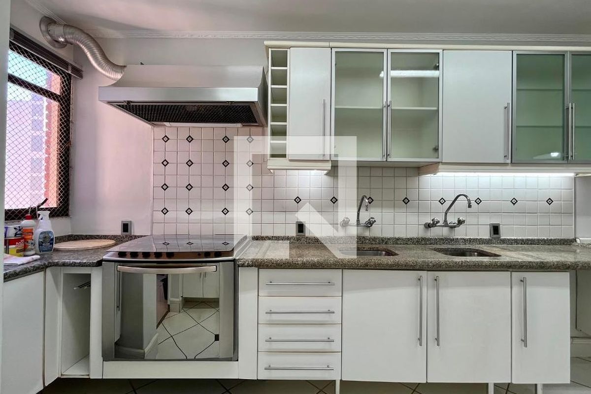 Apartamento à Venda - Cambuí, 3 Quartos,  140 m2 em , Campinas - sp | SoloBR