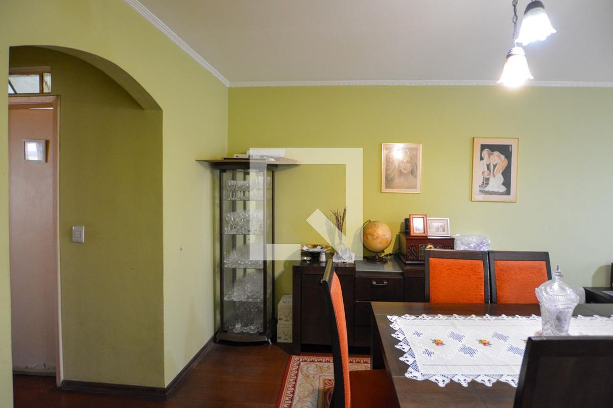 Casa, 3 quartos, 157 m² - Foto 2