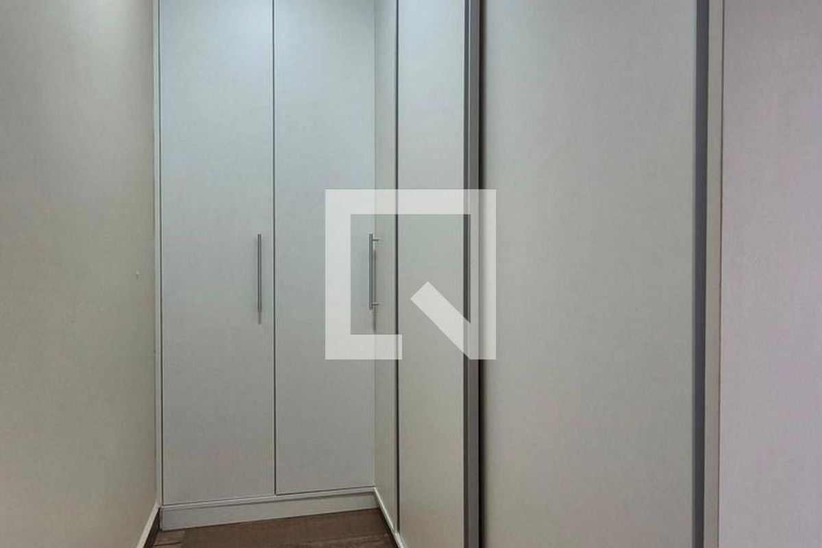 Casa à Venda - Swiss Park, 4 Quartos,  350 m2 em , Campinas - sp | SoloBR