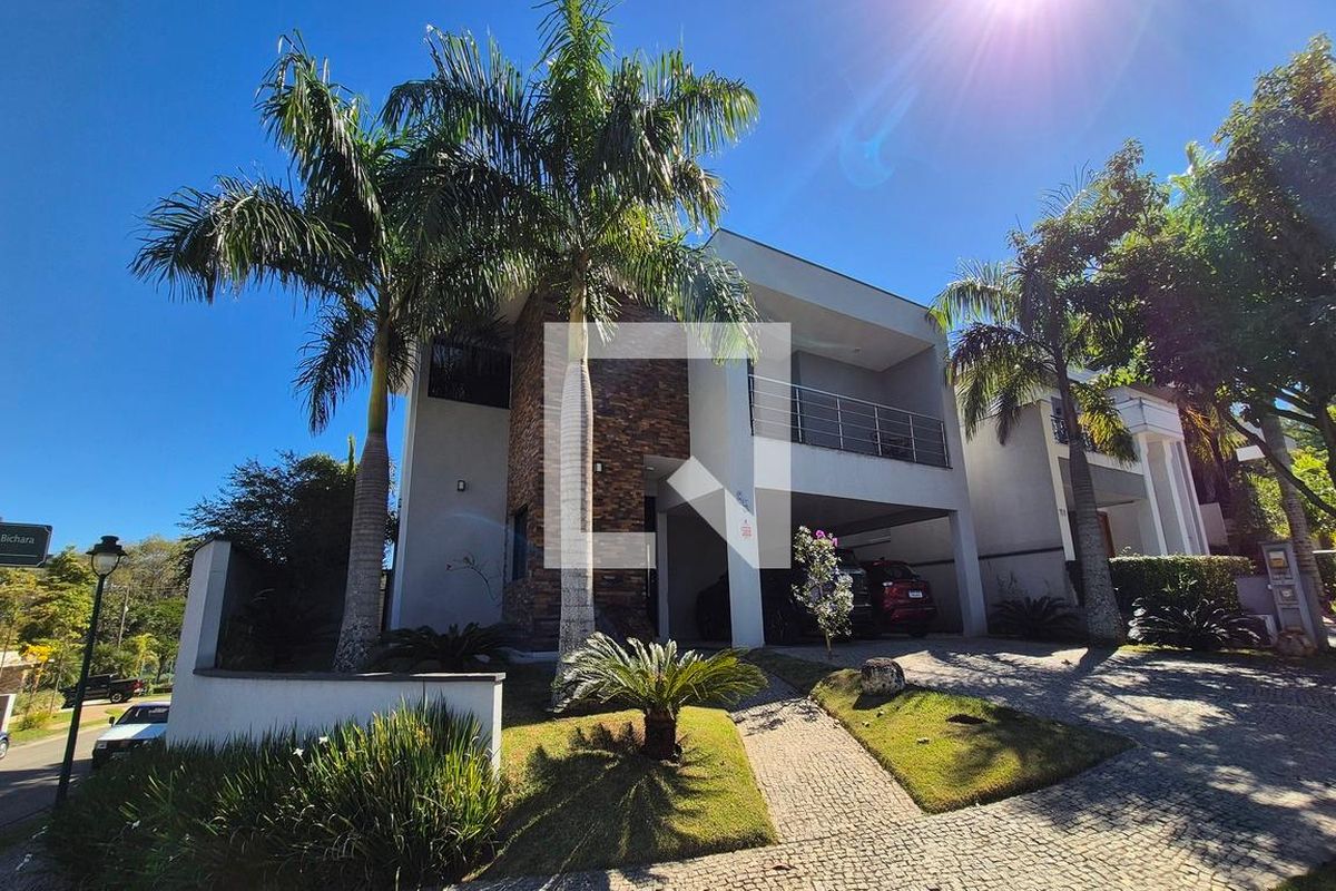 Casa à Venda - Swiss Park, 4 Quartos,  350 m2 em , Campinas - sp | SoloBR