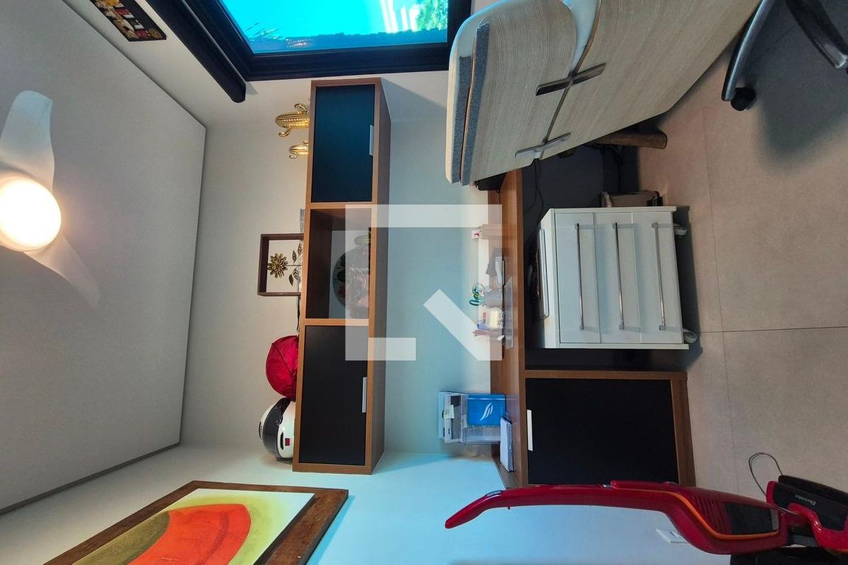 Casa à Venda - Swiss Park, 4 Quartos,  350 m2 em , Campinas - sp | SoloBR