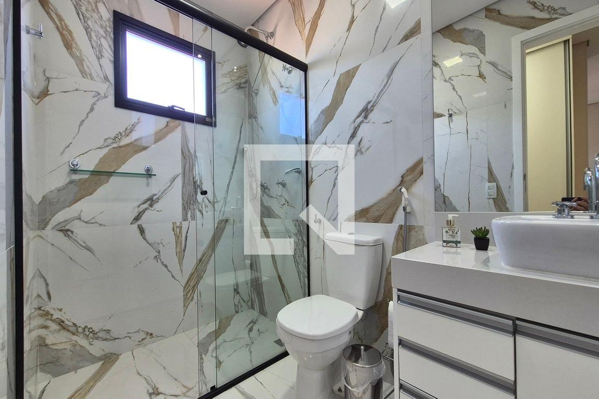 Casa à Venda - Swiss Park, 4 Quartos,  350 m2 em , Campinas - sp | SoloBR