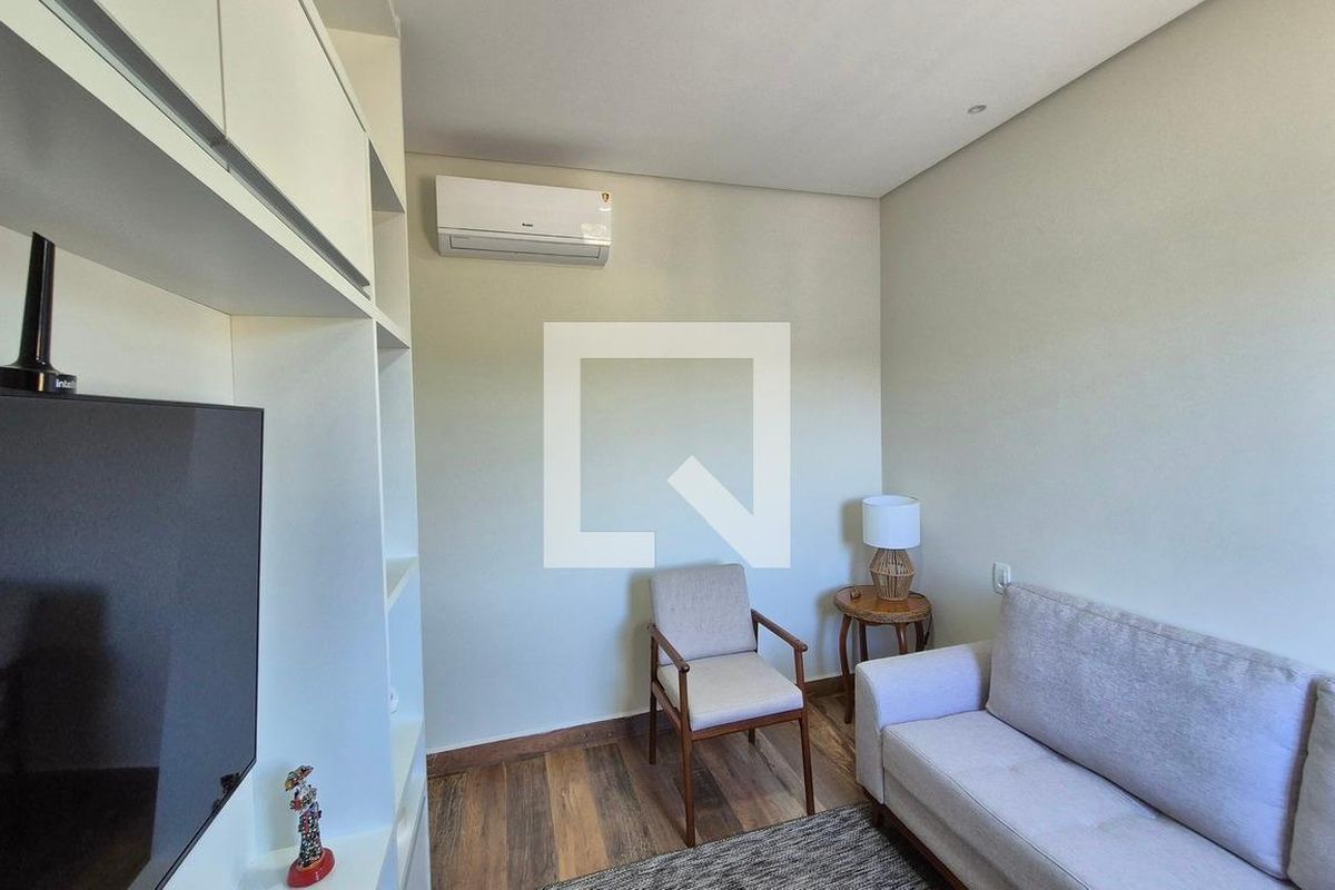 Casa à Venda - Swiss Park, 4 Quartos,  350 m2 em , Campinas - sp | SoloBR