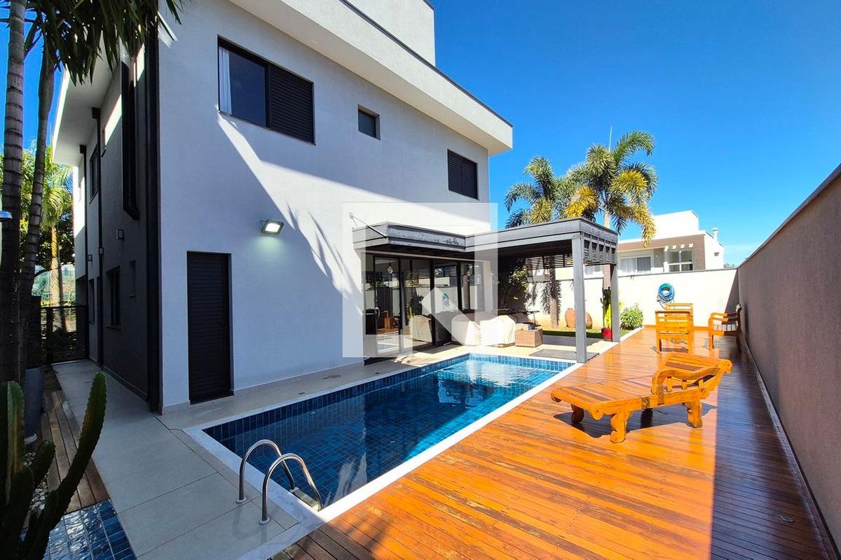Casa à Venda - Swiss Park, 4 Quartos,  350 m2 em , Campinas - sp | SoloBR