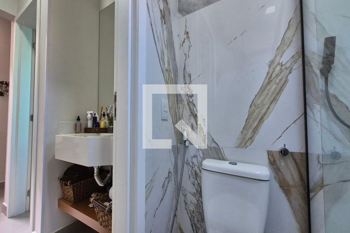 Casa à Venda - Swiss Park, 4 Quartos,  350 m2 em , Campinas - sp | SoloBR